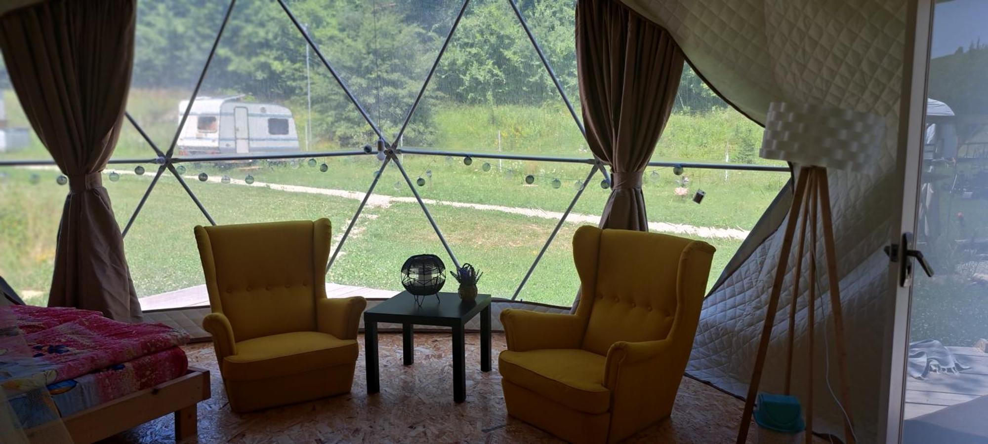 Forest Glamping 布拉索夫 外观 照片